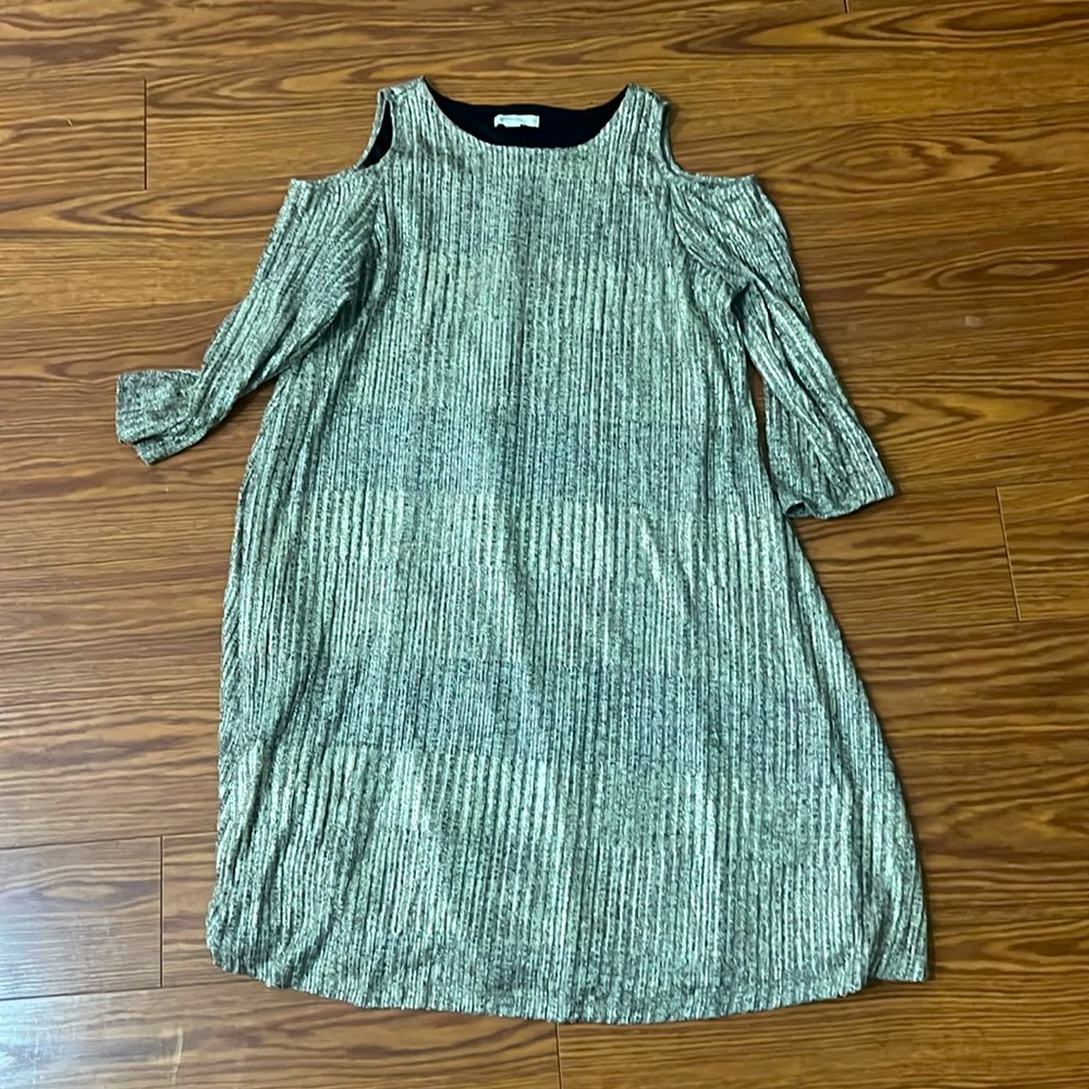 Women’s Cato shoulder show three-quarter sleeve dress